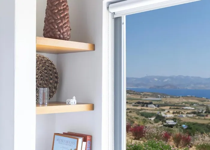 Lefkos Lofos In Paros * Kostos